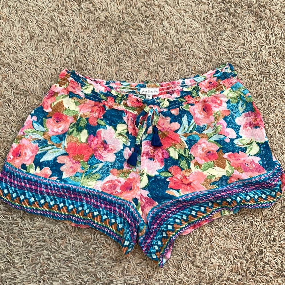 Vera Bradley Shorts Size Medium
